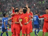 开云体育-国内球队参加国际比赛，迎接挑战