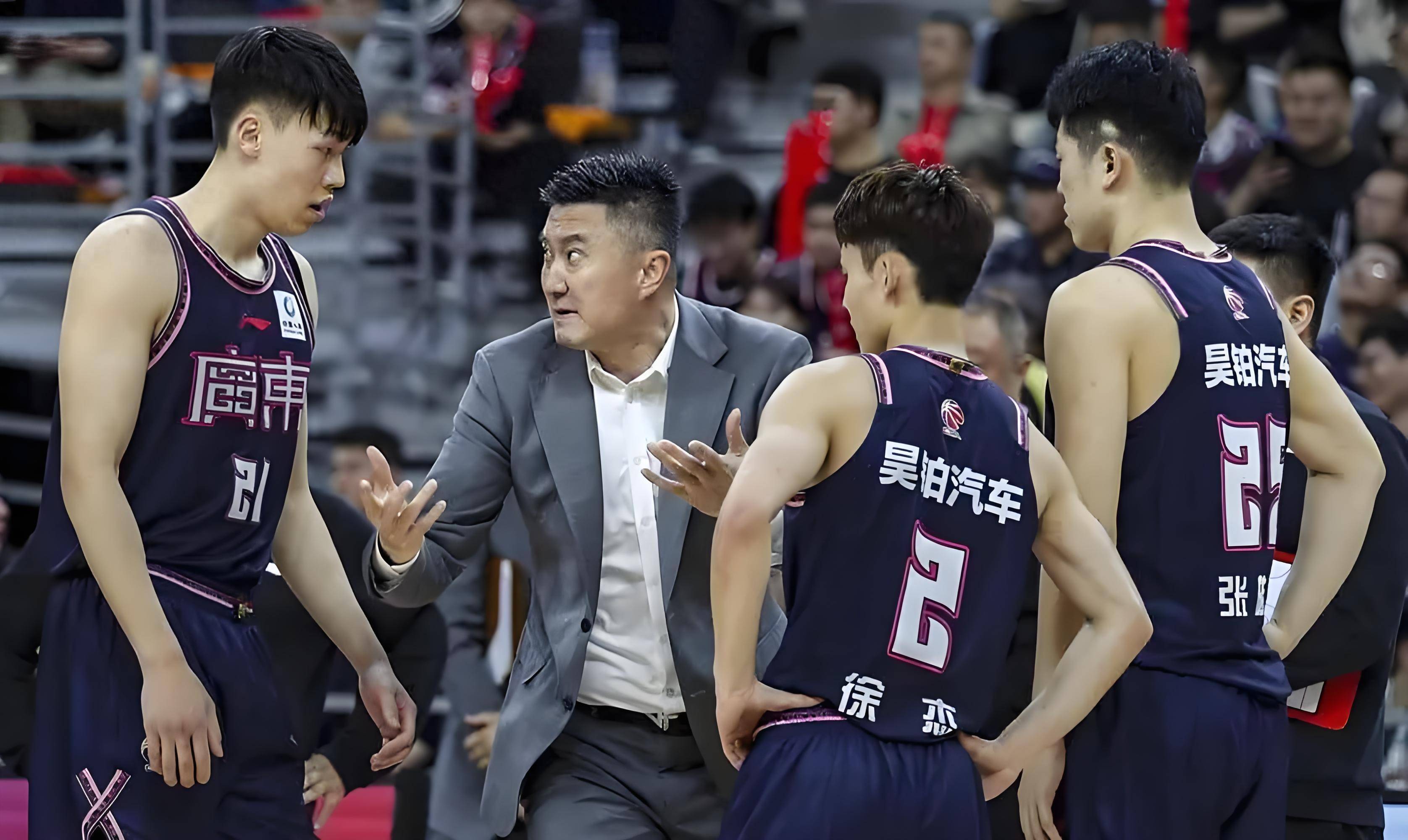 关于外援表现持续火热,国内球员崭露头角的信息 关于外援表现持续火热,国内球员崭露头角的信息