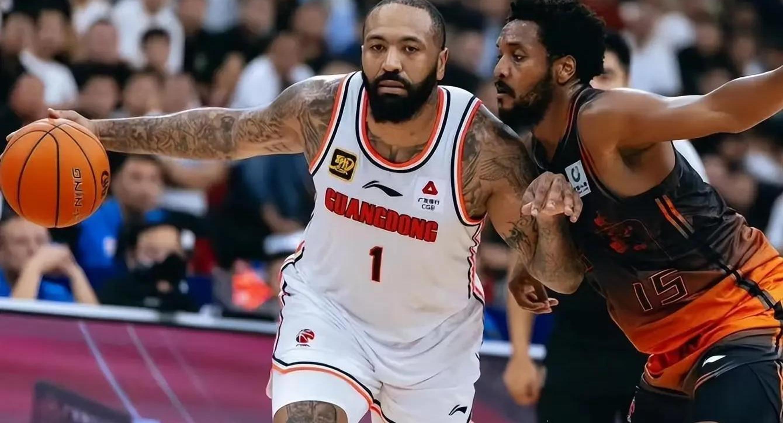 关于外援表现抢眼，带领球队在CBA赛场上大放光彩的信息