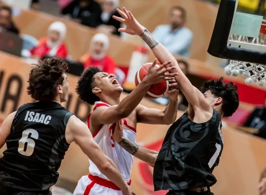 大洋洲杯男篮小组赛澳大利亚队力克新西兰的简单介绍