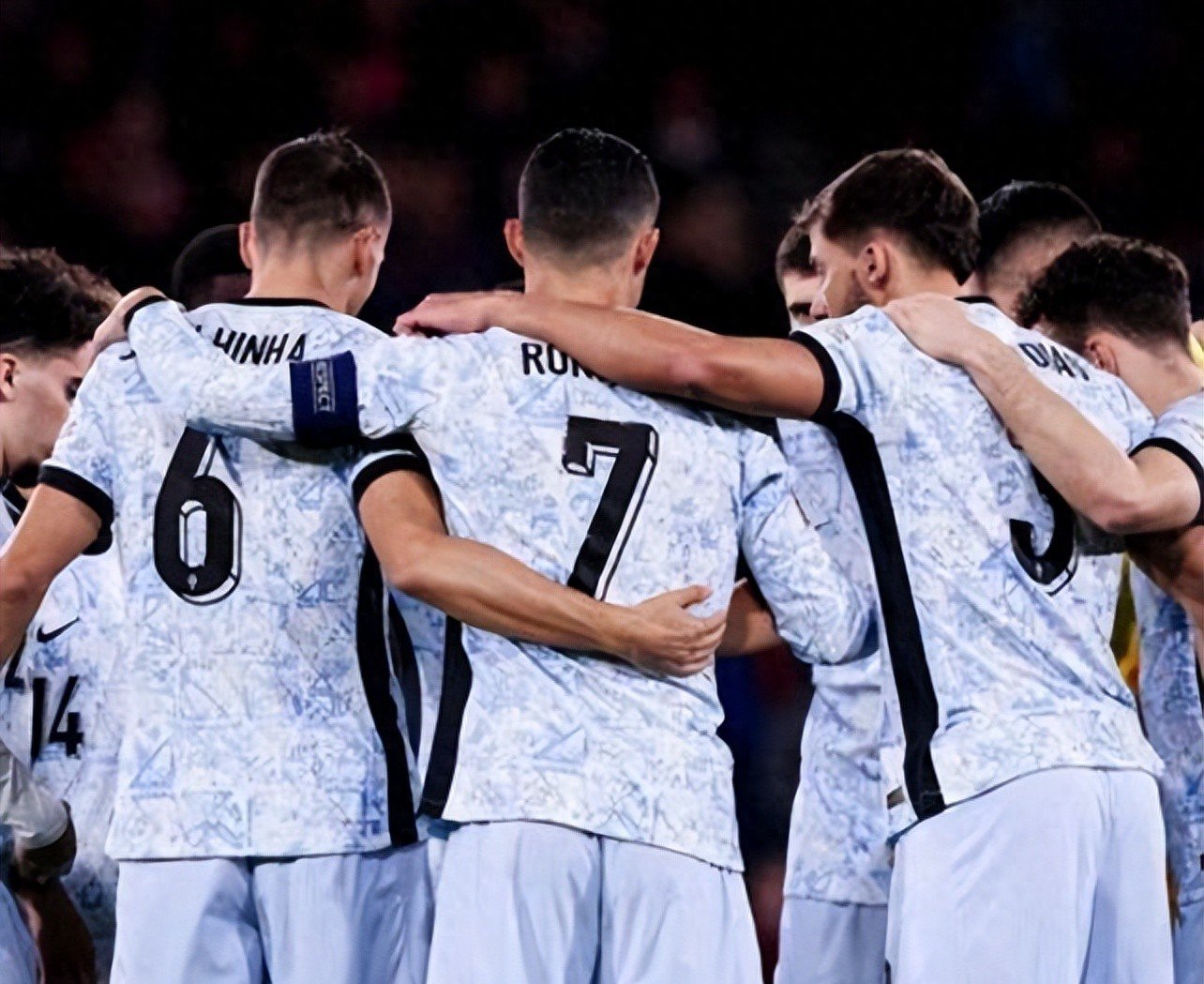 队内矛盾影响了球队在欧国联比赛中的发挥 队内矛盾影响了球队在欧国联比赛中的发挥