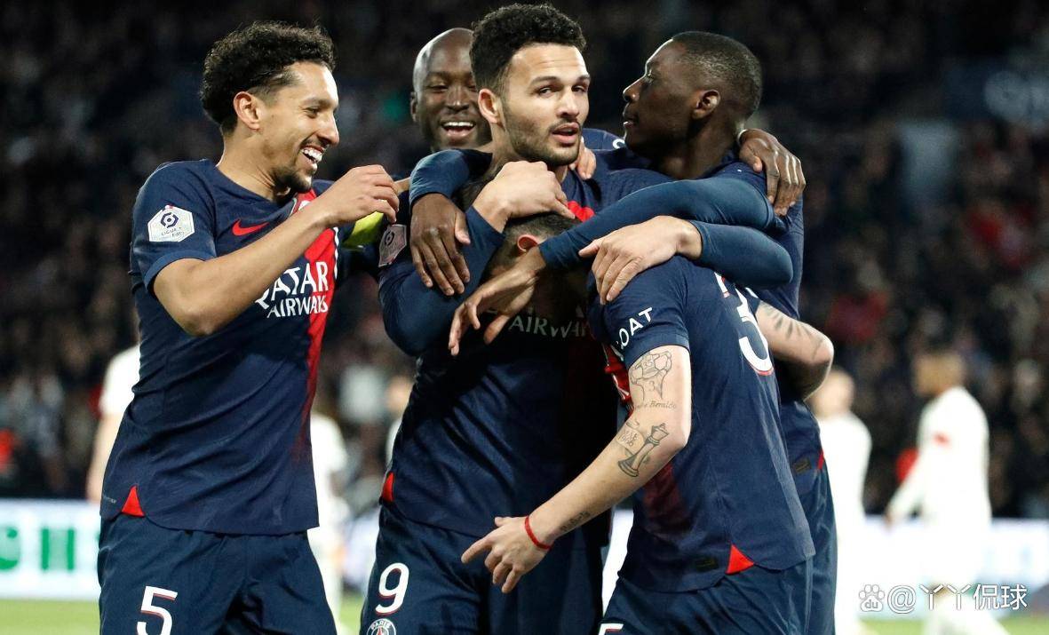 里昂战胜巴黎FC，取得重要胜利