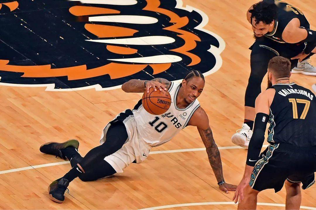 日本男篮绝杀灰熊，萨姆·米切尔绝境逆转的简单介绍