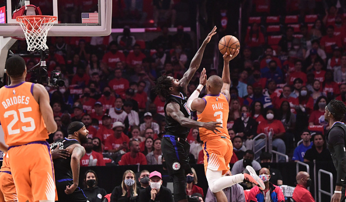 天津队碾压公牛，保罗带队取胜