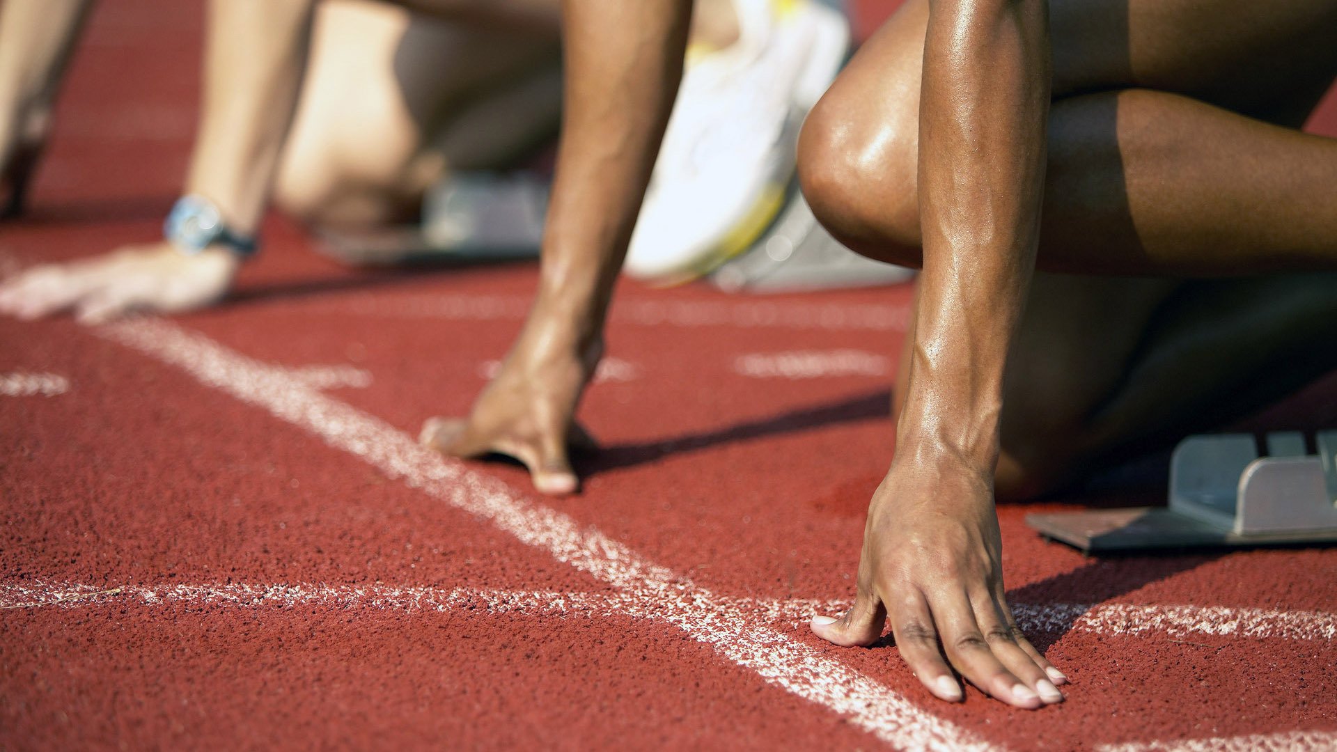 爱德华兹爆发难挽狂澜，掘金全面压制火箭展露冠军底蕴