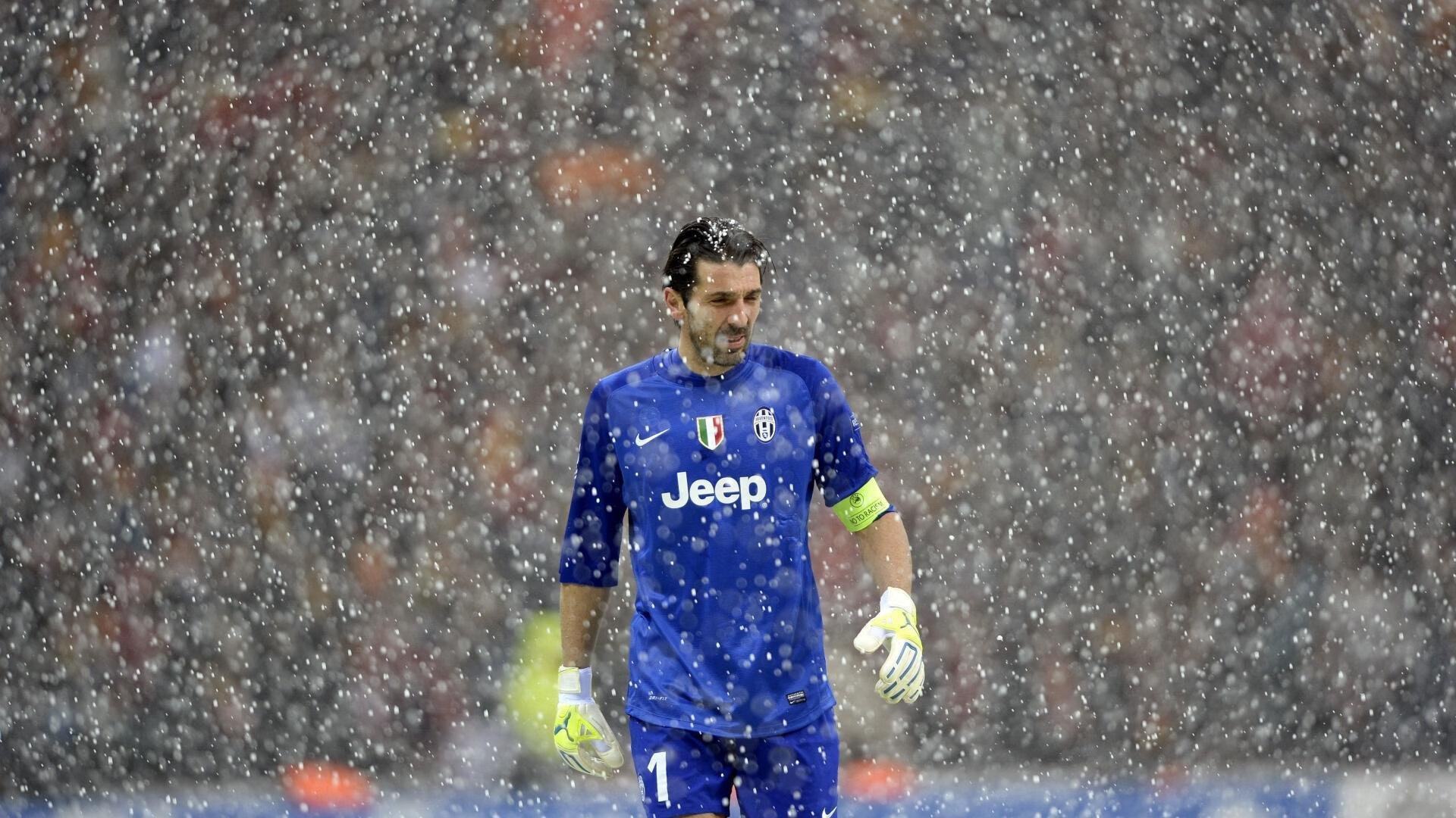 南半球的冰与火之歌，当法比尼奥在悉尼的寒夜中统治攻防两端