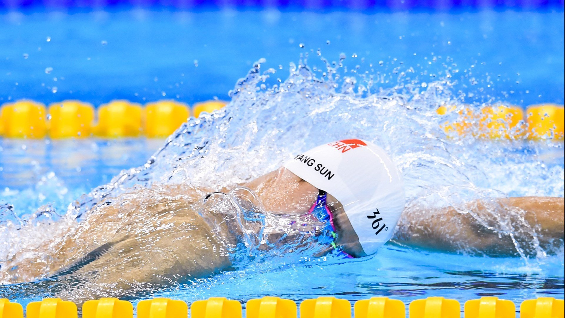 绝杀与统治，印尼新星的冷箭与辛杜的女王加冕